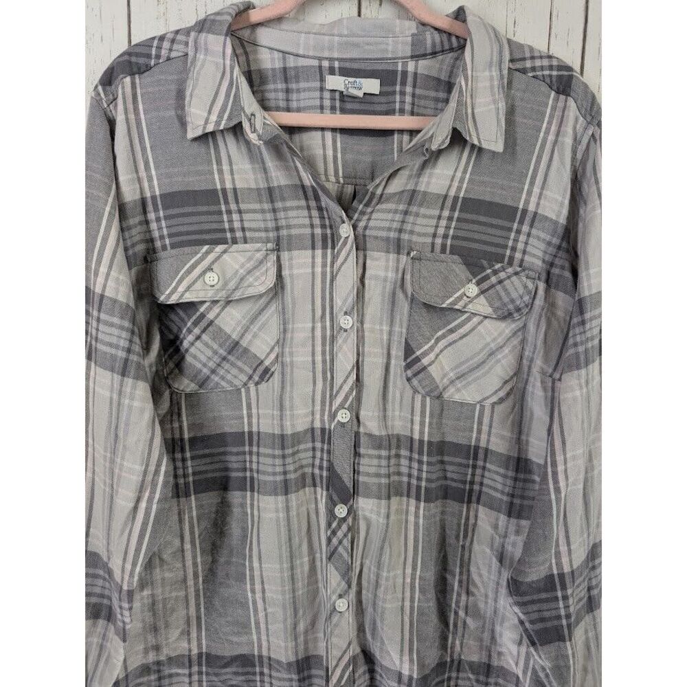 Croft Barrow Size XXL Gray Plaid Button Down Collar Long Sleeve Casual Top - Picture 3 of 8